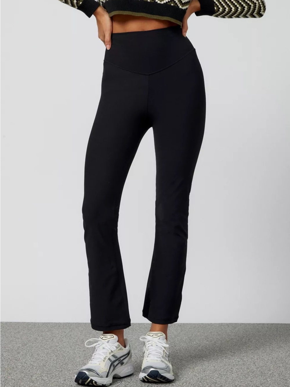 The Upside Thia Peached Flare Pant black size S